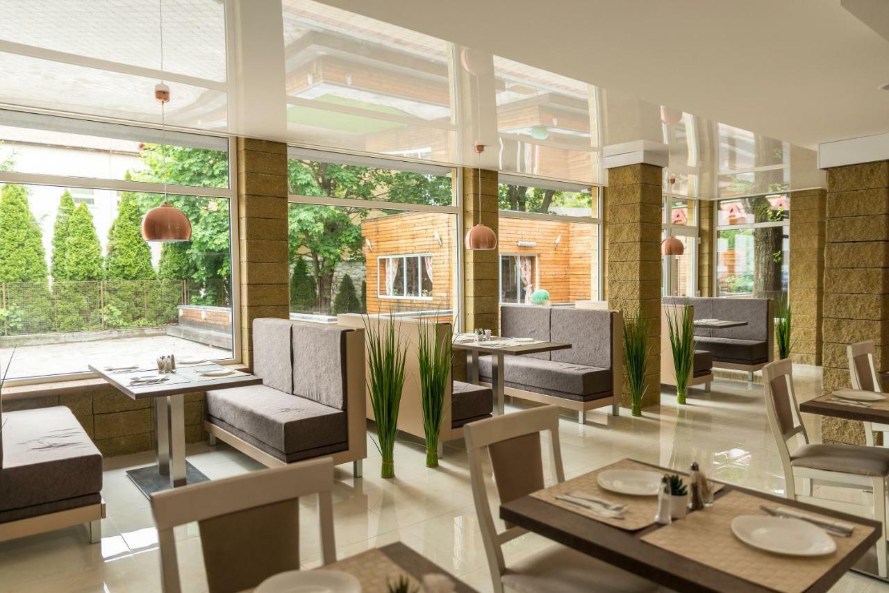 Hotel Dastan Levice Exterior foto